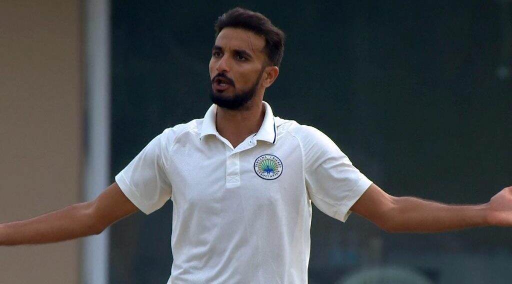 Ranji Trophy: हर्षल पटेल याने मोडला राजेंद्र गोयल यांचा 36 वर्ष जुना रेकॉर्ड, एका मोसमात घेतल्या सर्वाधिक विकेट्स Ranji Trophy: हर्षल पटेल याने मोडला राजेंद्र गोयल यांचा 36 वर्ष जुना रेकॉर्ड, एका मोसमात घेतल्या सर्वाधिक विकेट्स