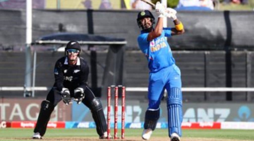 IND vs NZ 2nd ODI: मार्टिन गप्टिल ने केली सचिन तेंडुलकर ची बरोबरी, जसप्रीत बुमराहच्या नावे झाला हा खराब रेकॉर्ड; जाणून घ्या दुसऱ्या वनडेमधील हे आकडे IND vs NZ 2nd ODI: मार्टिन गप्टिल ने केली सचिन तेंडुलकर ची बरोबरी, जसप्रीत बुमराहच्या नावे झाला हा खराब रेकॉर्ड; जाणून घ्या दुसऱ्या वनडेमधील हे आकडे