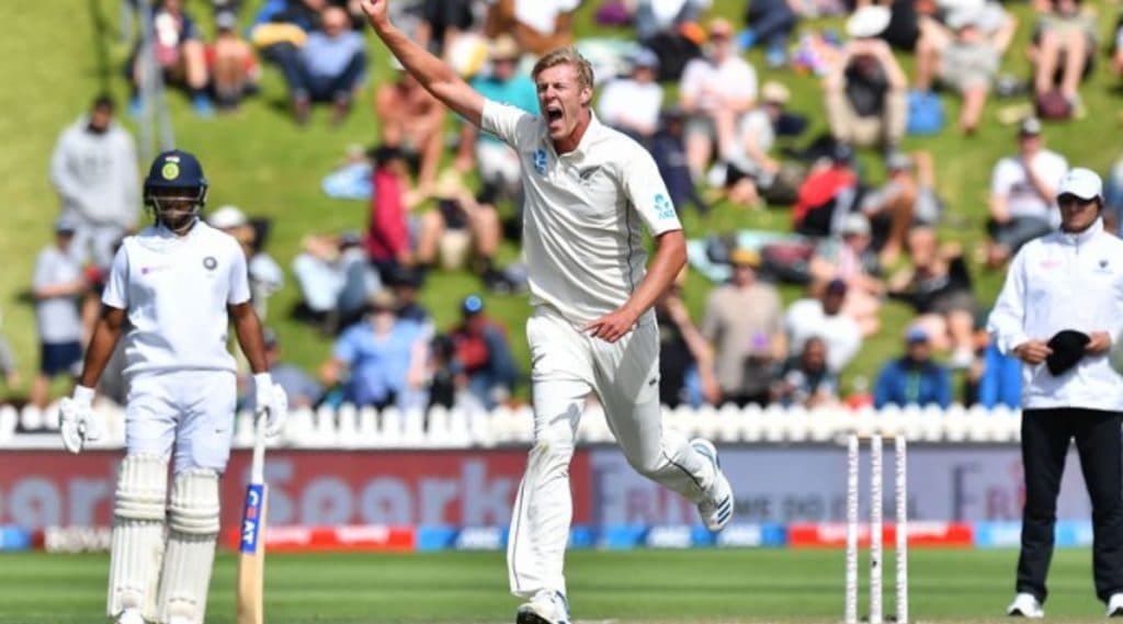 IND vs NZ 1st Test Day 1: भारत पहिल्या डावात 242 धावांवर ऑलआऊट, काईल जैमीसन ने घेतल्या 5 विकेट IND vs NZ 1st Test Day 1: भारत पहिल्या डावात 242 धावांवर ऑलआऊट, काईल जैमीसन ने घेतल्या 5 विकेट