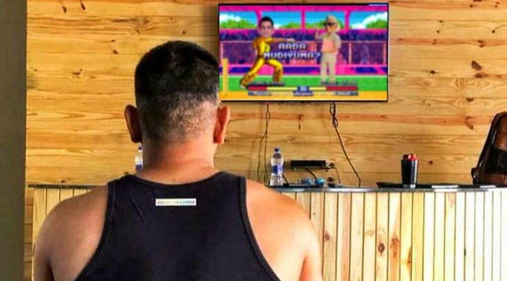IPL 2020 पूर्वी एमएस धोनी झाला ट्रोल, चाचा ने विचारलेल्या 'तुम्हारा वाला खेल पाएगा?' च्या प्रश्नावर CSK ने दिलेली प्रतिक्रिया तुमच्या चेहऱ्यावर आणेल हसू IPL 2020 पूर्वी एमएस धोनी झाला ट्रोल, चाचा ने विचारलेल्या 'तुम्हारा वाला खेल पाएगा?' च्या प्रश्नावर CSK ने दिलेली प्रतिक्रिया तुमच्या चेहऱ्यावर आणेल हसू