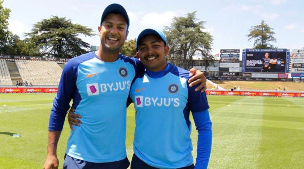 IND vs NZ 1st ODI: पृथ्वी शॉ-मयंक अग्रवाल च्या जोडीचे न्यूझीलंडविरुद्ध डेब्यू, 44 वर्षानंतर घडला असा योगायोग, वाचा सविस्तर IND vs NZ 1st ODI: पृथ्वी शॉ-मयंक अग्रवाल च्या जोडीचे न्यूझीलंडविरुद्ध डेब्यू, 44 वर्षानंतर घडला असा योगायोग, वाचा सविस्तर