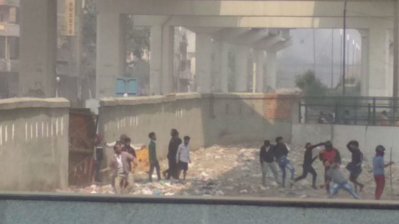 Delhi Violence: दिल्ली हिंसाचारात 13 जणांचा मृत्यू, 200 हून अधिक जखमी; रात्री 12 वाजता न्यायाधीशांच्या घरी पार पडली सुनावणी