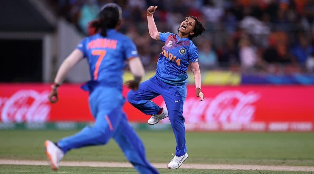 Women’s T20 World Cup 2020: भारत विरूद्ध ऑस्ट्रेलिया सामन्यात टीम इंडियाची विजयी सलामी Women’s T20 World Cup 2020: भारत विरूद्ध ऑस्ट्रेलिया सामन्यात टीम इंडियाची विजयी सलामी