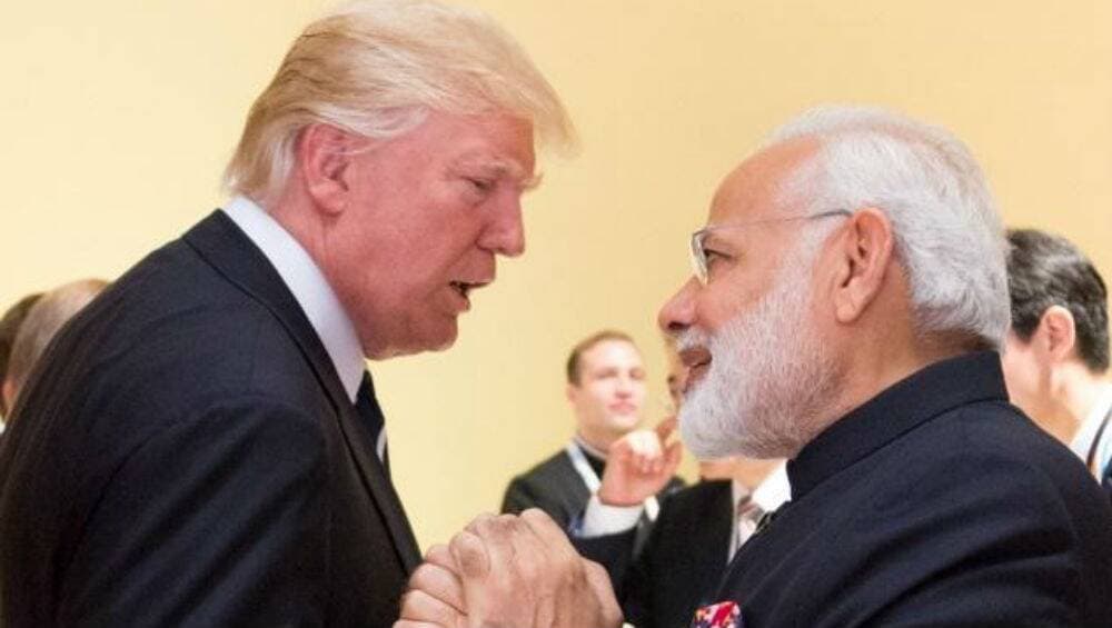 अहमदाबाद विमानतळ ते मोटेरा स्टेडियम दरम्यान स्वागताला 5-7 लाख लोकं असतील: डोनाल्ड ट्रम्प भारत दौर्यासाठी उत्सुक अहमदाबाद विमानतळ ते मोटेरा स्टेडियम दरम्यान स्वागताला 5-7 लाख लोकं असतील: डोनाल्ड ट्रम्प भारत दौर्यासाठी उत्सुक