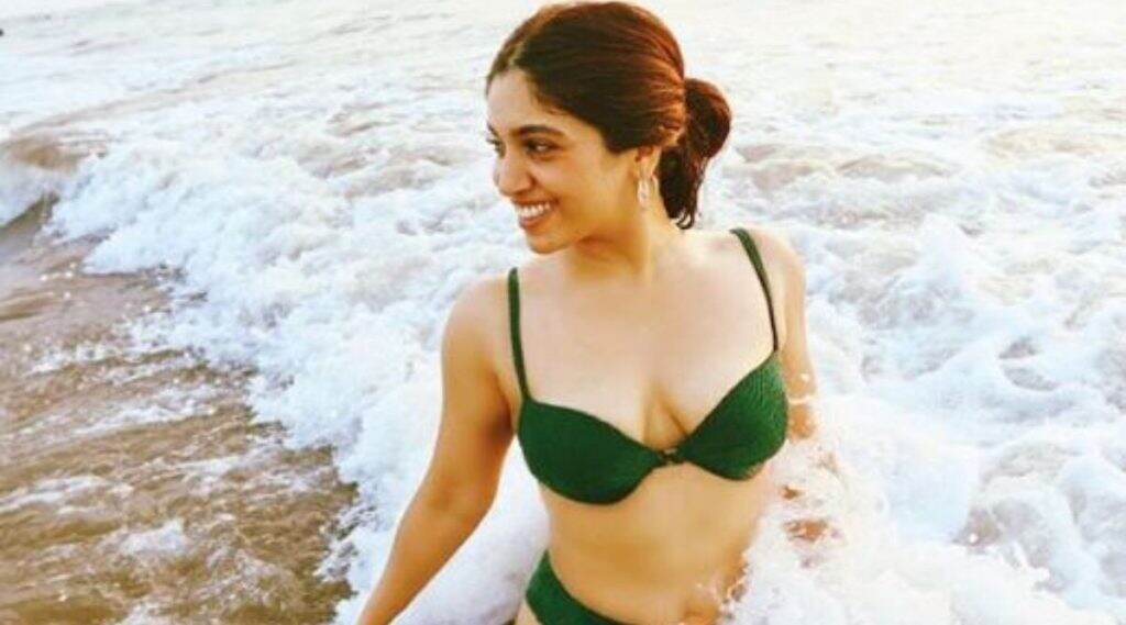 Bhumi Pednekar चा बाथटबमधील हॉट फोटोने सोशल मिडियावर लागली आग; तिच्या मादक अदा पाहून चाहतेही झाले घायाळ Bhumi Pednekar चा बाथटबमधील हॉट फोटोने सोशल मिडियावर लागली आग; तिच्या मादक अदा पाहून चाहतेही झाले घायाळ