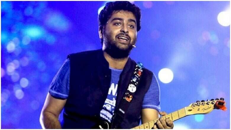 काय सांगता! गायक अरिजित सिंहने मुंबईच्या पॉश भागात खरेदी केले तब्बल 4 फ्लॅट्स; किंमत वाचून डोळे होतील पांढरे काय सांगता! गायक अरिजित सिंहने मुंबईच्या पॉश भागात खरेदी केले तब्बल 4 फ्लॅट्स; किंमत वाचून डोळे होतील पांढरे