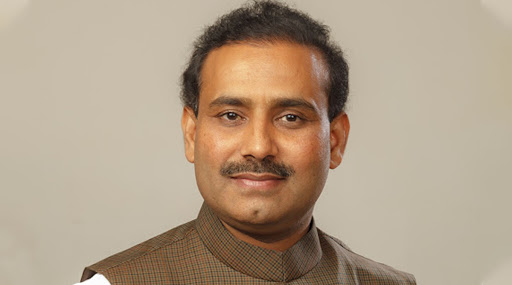 महाराष्ट्राच्या कोणत्या जिल्ह्यात किती कोरोना रुग्ण? आरोग्यमंत्री राजेश टोपे यांनी ट्वीटरच्या माध्यामातून केली आकडेवारी जाहीर