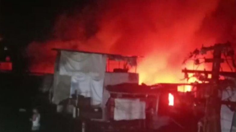 Pune Fire:  जुनी वडारवाडी येथे गॅस सिलेंडरचा स्फोट झाल्याने भीषण आग; सुमारे 15 झोपड्या जळून खाक