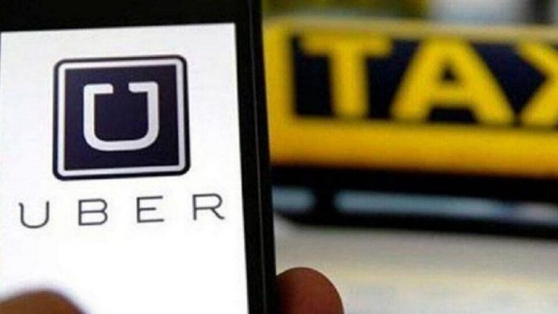 Uber Cab चालक मुंबई-पुणे एक्सप्रेस वर गाडी चालताना डुलक्या काढत असल्याने प्रवासी तरूणीला चालवावी लागली गाडी (Watch Video)