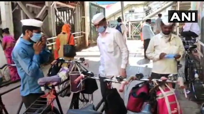 Coronavirus Outbreak In Maharashtra: मुंबईच्या डब्बेवाल्यांची सेवा 20 ते 31 मार्च दरम्यान बंद राहणार; कोरोना व्हायरस दहशतीच्या पार्श्वभूमीवर निर्णय