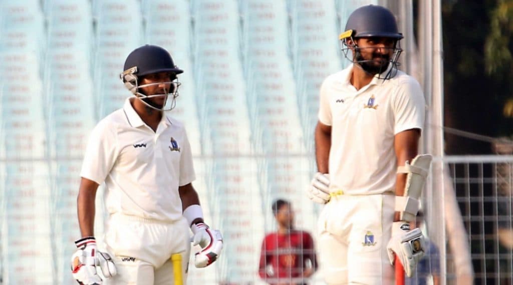 Ranji Trophy: अनुस्तूप मजूमदार, वेगवान गोलंदाजांचा भेदक मारा, 14 वर्षानंतर बंगालचा रणजी ट्रॉफीच्या फायनलमध्ये प्रवेश Ranji Trophy: अनुस्तूप मजूमदार, वेगवान गोलंदाजांचा भेदक मारा, 14 वर्षानंतर बंगालचा रणजी ट्रॉफीच्या फायनलमध्ये प्रवेश