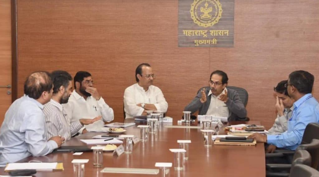Lockdown 4.0: देशात उद्यापासून लॉकडाउनच्या चौथ्या टप्प्याला सुरुवात; महाराष्ट्रात अनेक नियमांना शिथिलता दिली जाण्याची शक्यता Lockdown 4.0: देशात उद्यापासून लॉकडाउनच्या चौथ्या टप्प्याला सुरुवात; महाराष्ट्रात अनेक नियमांना शिथिलता दिली जाण्याची शक्यता