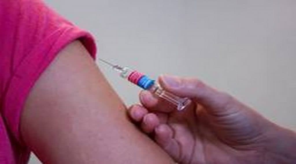 Coronavirus Vaccine: कोरोनावरील औषध बनवण्यात रशियाने मारली बाजी? सर्व क्लिनिकल चाचणी परीक्षणात लस यशस्वी ठरल्याचा सेचेनोव्ह विद्यापीठाचा दावा Coronavirus Vaccine: कोरोनावरील औषध बनवण्यात रशियाने मारली बाजी? सर्व क्लिनिकल चाचणी परीक्षणात लस यशस्वी ठरल्याचा सेचेनोव्ह विद्यापीठाचा दावा