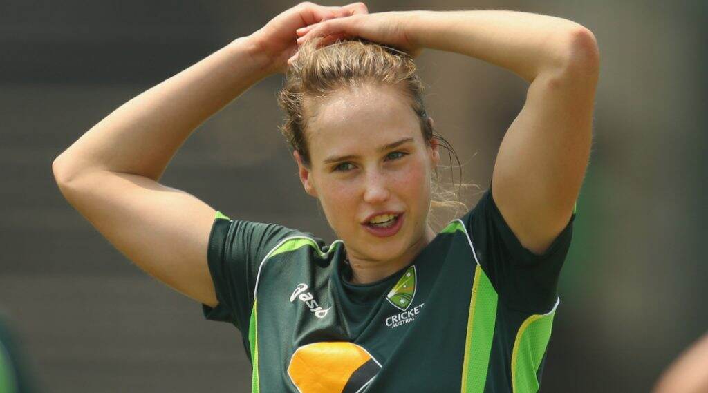 Women's T20 World Cup 2020: सेमीफायनलपूर्वी ऑस्ट्रेलियाला लागला मोठा झटका, मुख्य अष्टपैलू एलिस पेरी स्पर्धेतून Out Women's T20 World Cup 2020: सेमीफायनलपूर्वी ऑस्ट्रेलियाला लागला मोठा झटका, मुख्य अष्टपैलू एलिस पेरी स्पर्धेतून Out