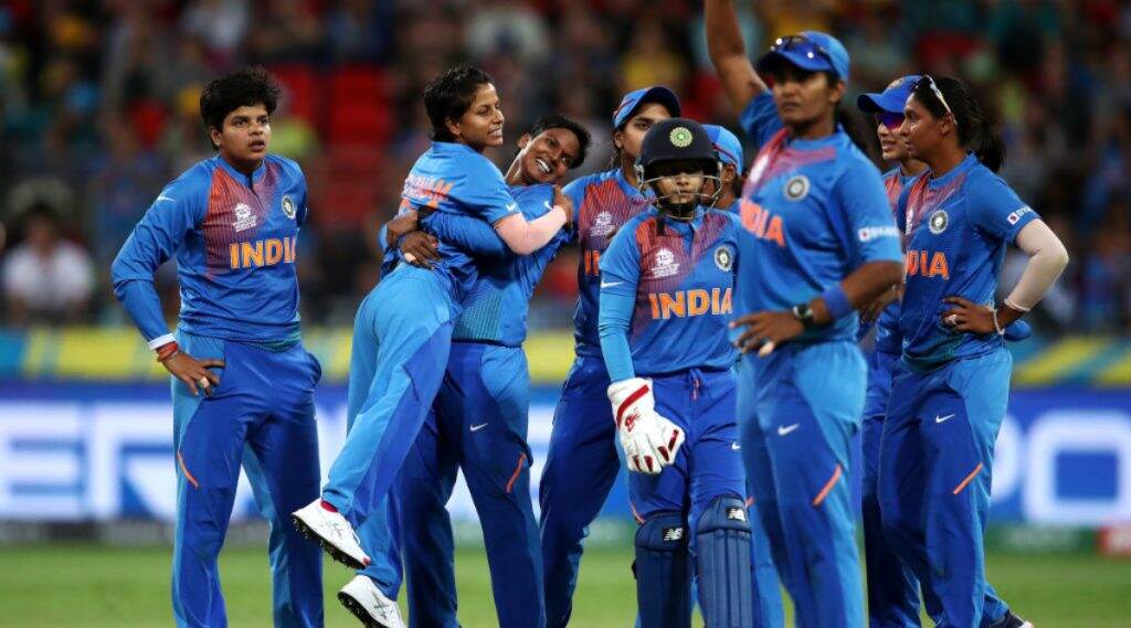 Women's T20 World Cup 2020: भारत-इंग्लंड महिला संघात रंगणार टी-20 वर्ल्ड कपच्या सेमीफायनलचा थरार, ऑस्ट्रेलिया-दक्षिण आफ्रिका आमने-सामने Women's T20 World Cup 2020: भारत-इंग्लंड महिला संघात रंगणार टी-20 वर्ल्ड कपच्या सेमीफायनलचा थरार, ऑस्ट्रेलिया-दक्षिण आफ्रिका आमने-सामने