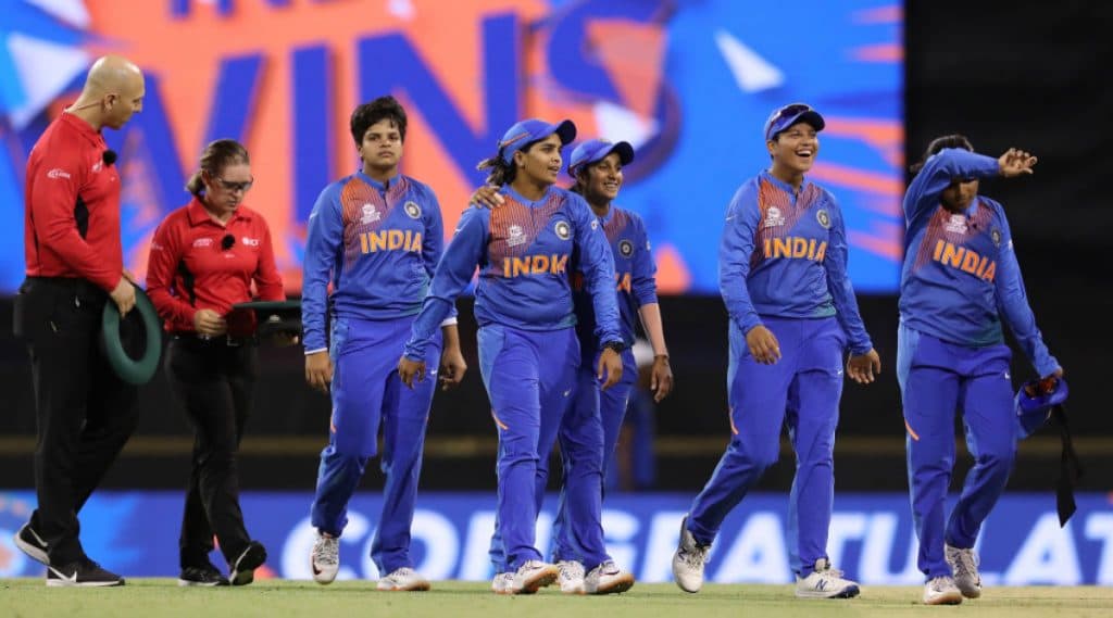 INDW vs ENGW, Women's T20 World Cup Semi Final Live Streaming: भारत विरुद्ध इंग्लंड महिला टी-20 वर्ल्ड कप सेमी फायनल लाईव्ह सामना आणि स्कोर पाहा Star Sport वर INDW vs ENGW, Women's T20 World Cup Semi Final Live Streaming: भारत विरुद्ध इंग्लंड महिला टी-20 वर्ल्ड कप सेमी फायनल लाईव्ह सामना आणि स्कोर पाहा Star Sport वर