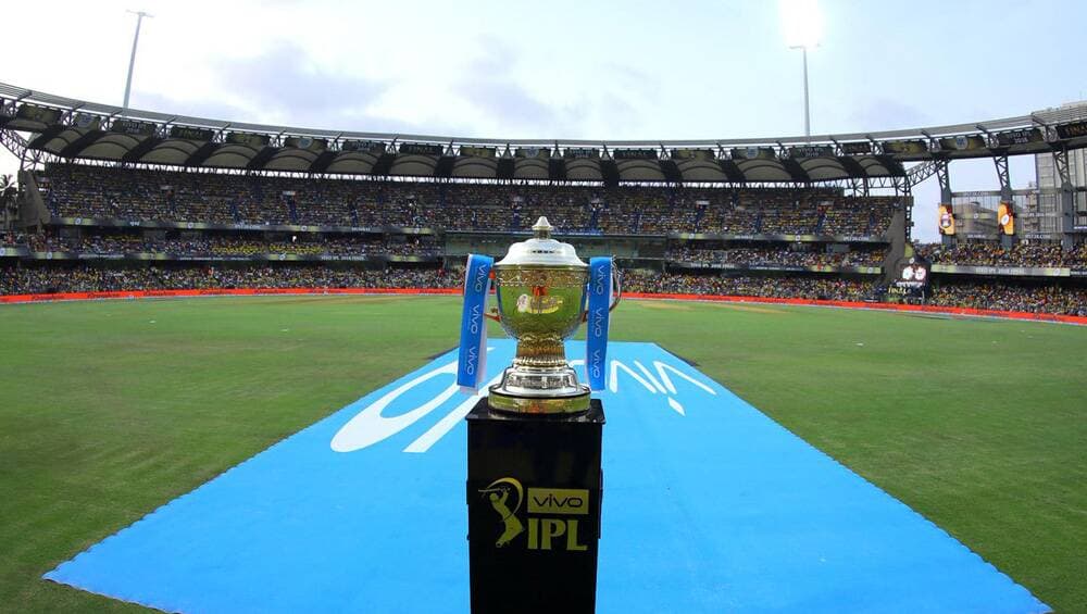 कोरोना व्हायरसमुळे IPL 2020 अडचणीत; भारताने व्हिसा धोरण बदलल्याने परदेशी खेळाडूंच्या प्रवेशावर प्रश्नचिन्ह; निर्णय घेण्यासाठी 14 मार्च रोजी BCCI ची महत्वाची बैठक कोरोना व्हायरसमुळे IPL 2020 अडचणीत; भारताने व्हिसा धोरण बदलल्याने परदेशी खेळाडूंच्या प्रवेशावर प्रश्नचिन्ह; निर्णय घेण्यासाठी 14 मार्च रोजी BCCI ची महत्वाची बैठक