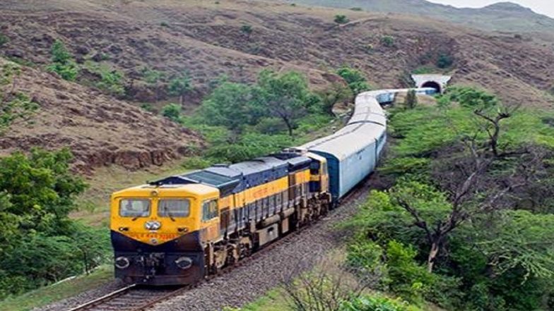 Deccan Queen Canceled: प्रवासी संख्या घटल्याने आता डेक्कन क्वीन देखील स्थगित
