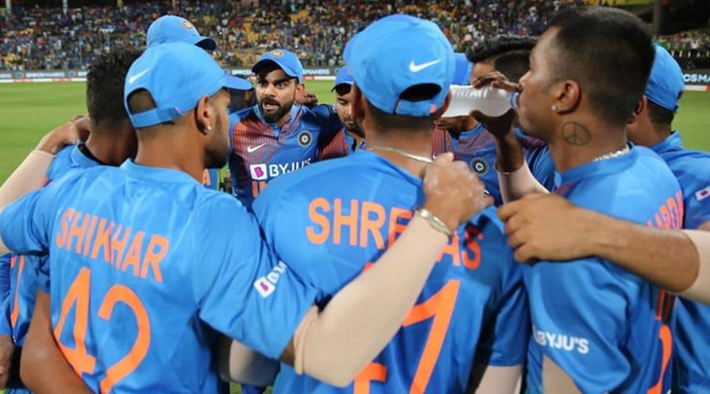 IND vs SA ODI 2020: भारत-दक्षिण आफ्रिका मालिकेतील उर्वरित दोन सामने रिक्त स्टेडियममध्ये होण्याची शक्यता, BCCI सूत्रांची माहिती IND vs SA ODI 2020: भारत-दक्षिण आफ्रिका मालिकेतील उर्वरित दोन सामने रिक्त स्टेडियममध्ये होण्याची शक्यता, BCCI सूत्रांची माहिती