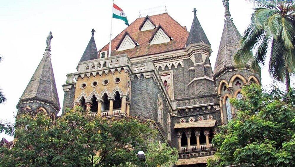 कोरोना विषाणूबाबत बॉम्बे हायकोर्टात याचिका दाखल; BCOM परीक्षेबाबत कोर्टाने मुंबई विद्यापीठाला बजावली नोटीस कोरोना विषाणूबाबत बॉम्बे हायकोर्टात याचिका दाखल; BCOM परीक्षेबाबत कोर्टाने मुंबई विद्यापीठाला बजावली नोटीस