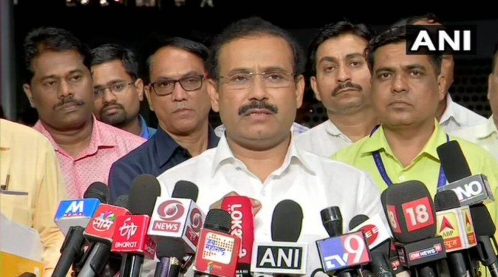 Coronavirus In Maharashtra: कोरोनाबाधित रुग्णांच्या संख्येत 6 जणांची वाढ, राज्यातील एकूण आकडेवारी 122 वर पोहचली Coronavirus In Maharashtra: कोरोनाबाधित रुग्णांच्या संख्येत 6 जणांची वाढ, राज्यातील एकूण आकडेवारी 122 वर पोहचली
