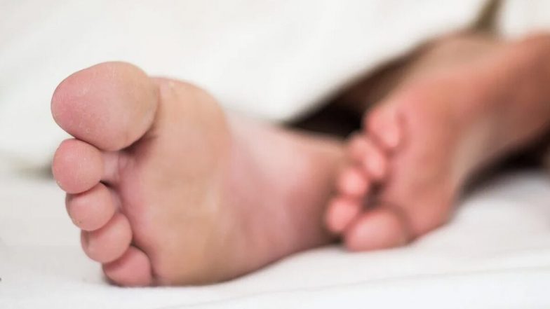 COVID Toes: लहान मुले आणि तरुणांचे पाय सुजणे ठरतय धोक्याची घंटा; जाणून घ्या कोरोनाच्या 'या' नव्या लक्षणाविषयी