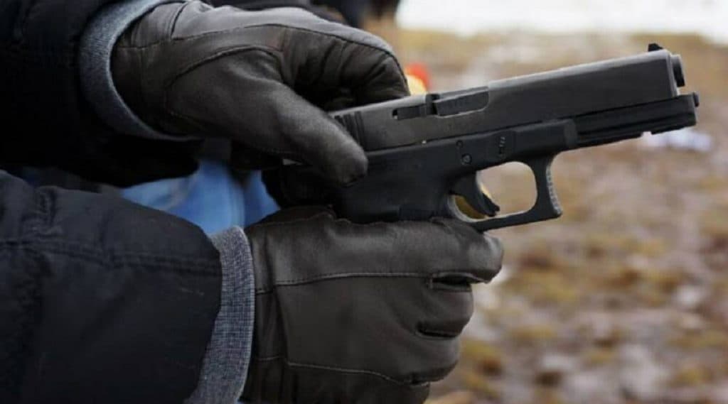 Canada Shooting: कॅनडा येथे अज्ञाताकडून गोळीबार; 16 जण ठार Canada Shooting: कॅनडा येथे अज्ञाताकडून गोळीबार; 16 जण ठार