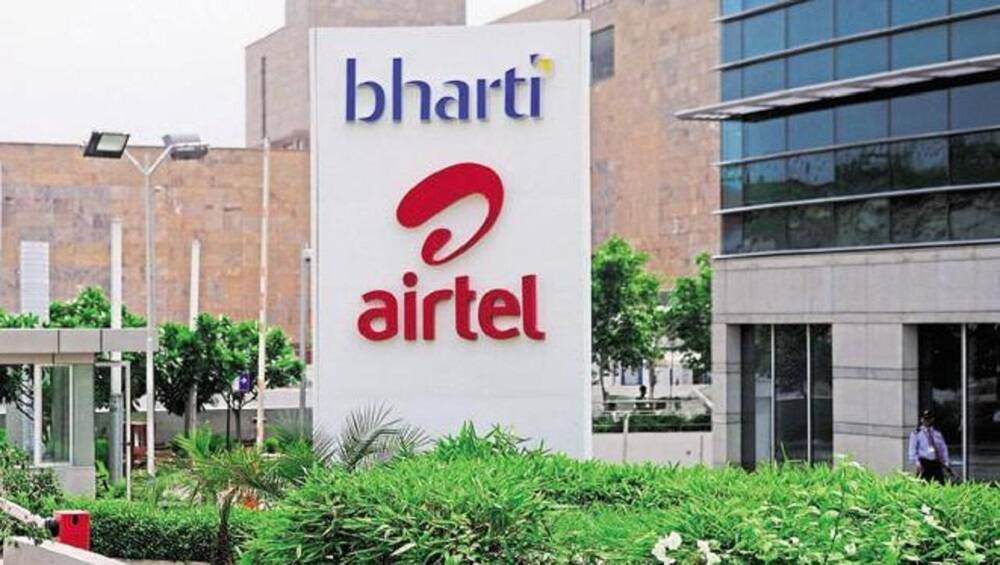 Coronavirus Lockdown च्या काळात Airtel ची खास सुविधा; आता ATM, किराणा दुकान आणि औषधांच्या दुकानात करू शकता रिचार्ज Coronavirus Lockdown च्या काळात Airtel ची खास सुविधा; आता ATM, किराणा दुकान आणि औषधांच्या दुकानात करू शकता रिचार्ज