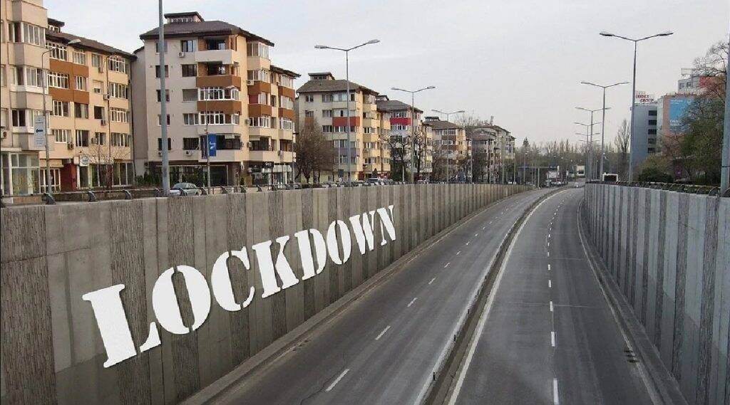 Lockdown: लॉकडाउनच्या काळात महाराष्ट्रात आतापर्यंत कलम 188 अंतर्गत एकूण 93 हजार 731 गुन्हे दाखल; तर, 18 हजार 466 जणांना अटक Lockdown: लॉकडाउनच्या काळात महाराष्ट्रात आतापर्यंत कलम 188 अंतर्गत एकूण 93 हजार 731 गुन्हे दाखल; तर, 18 हजार 466 जणांना अटक