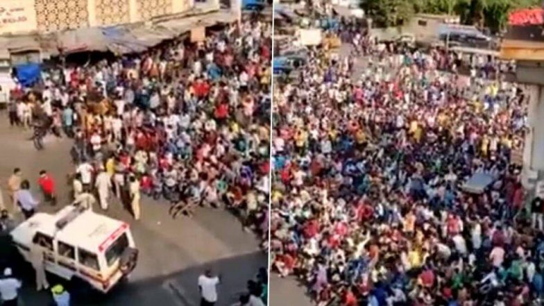 Bandra Incident: मुंबई येथील वांद्रे रेल्वे स्टेशन गर्दी प्रकरणी एका वृत्तवाहिनीच्या पत्रकारावर गुन्हा दाखल