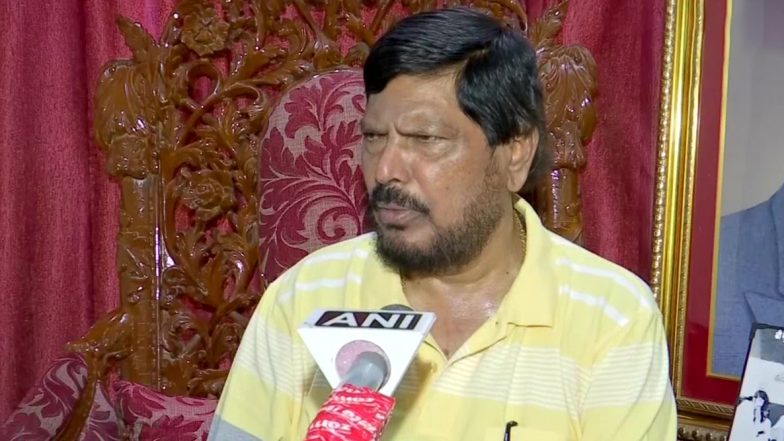 Coronavirus: केंद्रीय मंत्री रामदास आठवले म्हणतात 'गो कोरोना गो' ही माझी घोषणा मी जगभर पाहतोय!