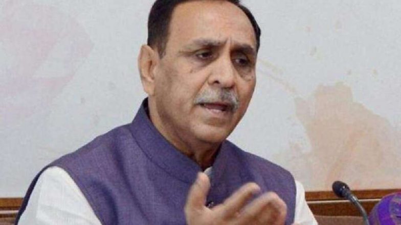 Gujarat CM Vijay Rupani यांना Covid 19 ची लागण; सौम्य लक्षणं, प्रकृती स्थिर