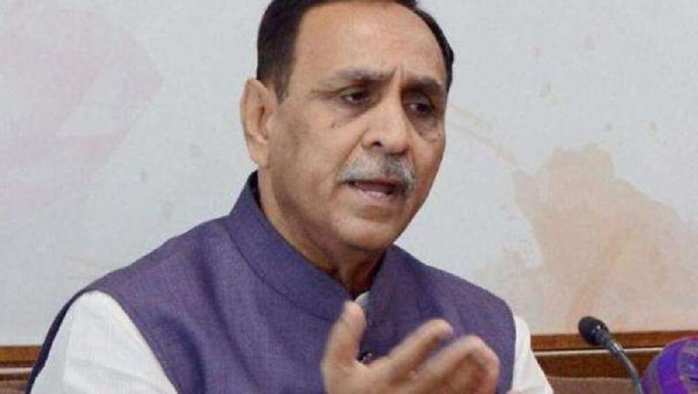 गुजरात: Corona Positive काँग्रेस आमदाराच्या संपर्कात आलेल्या मुख्यमंत्री विजय रुपानी यांंची कोरोना चाचणी निगेटिव्ह गुजरात: Corona Positive काँग्रेस आमदाराच्या संपर्कात आलेल्या मुख्यमंत्री विजय रुपानी यांंची कोरोना चाचणी निगेटिव्ह