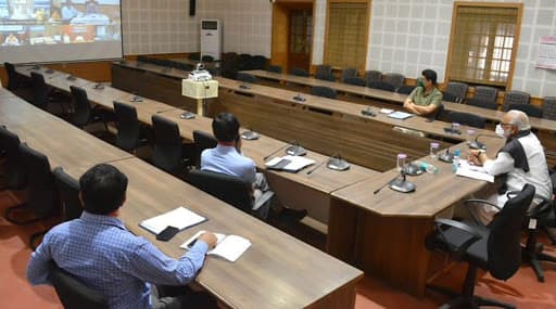 ‘वन नेशन वन रेशन’ योजनेअंतर्गत सार्वजनिक वितरण व्यवस्था अधिक गतिमान आणि पारदर्शक करण्यासाठी केंद्र सरकारने निधी द्यावा; छगन भुजबळ यांची मागणी ‘वन नेशन वन रेशन’ योजनेअंतर्गत सार्वजनिक वितरण व्यवस्था अधिक गतिमान आणि पारदर्शक करण्यासाठी केंद्र सरकारने निधी द्यावा; छगन भुजबळ यांची मागणी