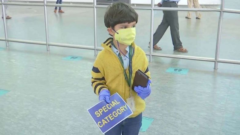 पाच वर्षाच्या मुलाने एकट्याने केला दिल्ली ते  बंगळूरू विमानप्रवास;  3 महिन्यांनी झाली आईची मुलाशी भेट!