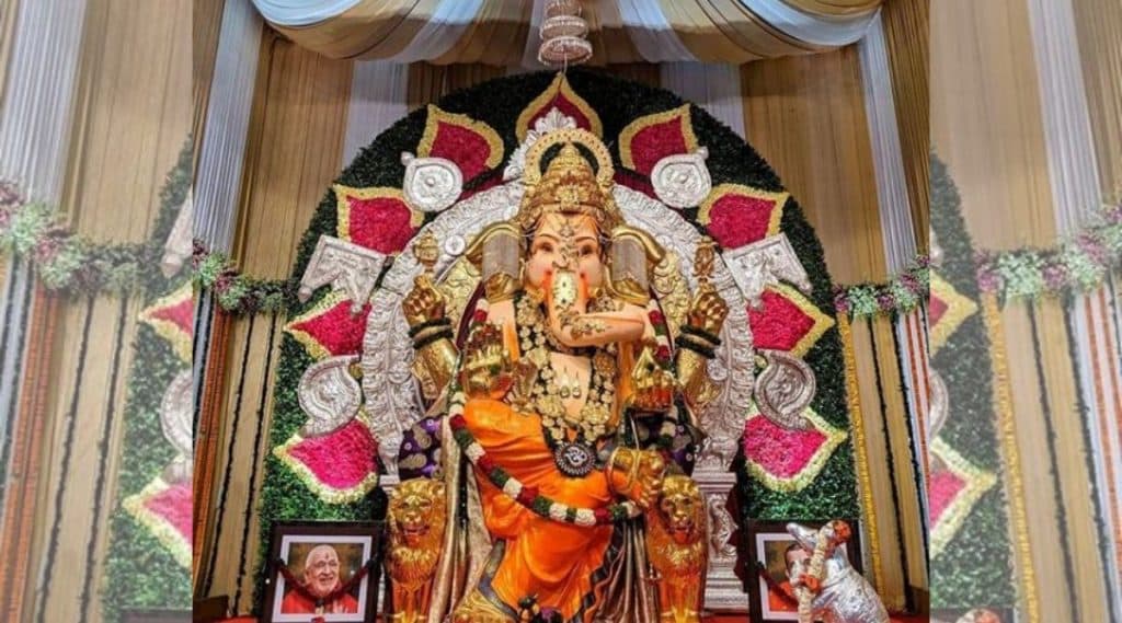 गणेशोत्सवासाठी रायगड जिल्ह्यातील येणाऱ्या चाकरमान्यांना 14 दिवस होम क्वारंटाइन रहावे लागणार; जिल्हाधिकारी निधी चौधरी यांनी जारी केल्या मार्गदर्शक सूचना गणेशोत्सवासाठी रायगड जिल्ह्यातील येणाऱ्या चाकरमान्यांना 14 दिवस होम क्वारंटाइन रहावे लागणार; जिल्हाधिकारी निधी चौधरी यांनी जारी केल्या मार्गदर्शक सूचना