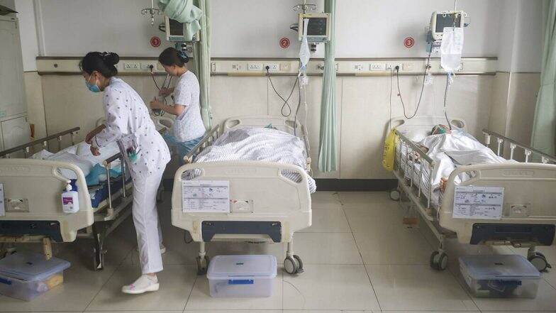 Mumbai Hospitals and Clinics Dashboard: मुंबईमधील Non-COVID-19 रुग्णालयांची व क्लिनिकची यादी; एका क्लिकवर जाणून घ्या शहरातील आयसीयू बेड, रुग्णवाहिका व इतर माहिती