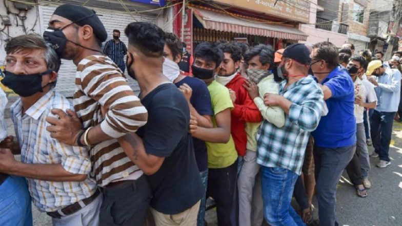 Bihar Hooch Tragedy: बिहारमध्ये बनावट दारूमुळे झालेल्या मृत्यूंची संख्या 77 वर; NHRC ने सरकारला बजावली नोरीस