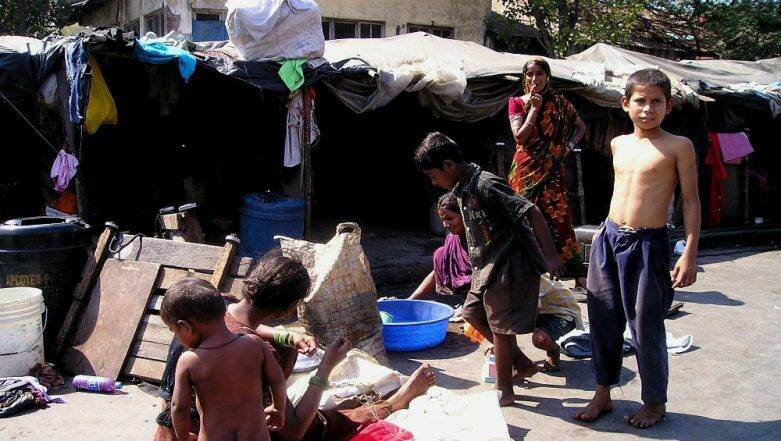 Coronavirus Impact: कोरोना व्हायरसमुळे जवळजवळ 6 कोटीहून अधिक लोक होऊ शकतात गरीब; जागतिक बँकेने व्यक्त केली चिंता Coronavirus Impact: कोरोना व्हायरसमुळे जवळजवळ 6 कोटीहून अधिक लोक होऊ शकतात गरीब; जागतिक बँकेने व्यक्त केली चिंता