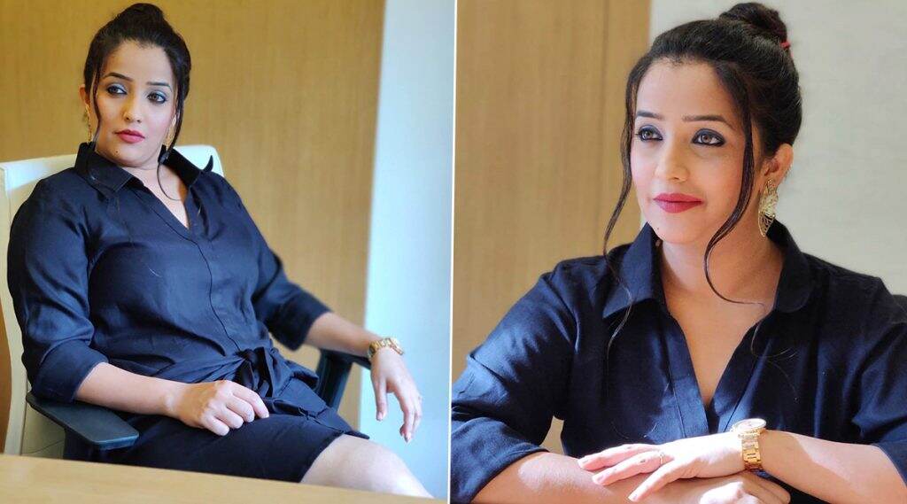 'रात्रीस खेळ चाले 2' फेम 'शेवंता' म्हणजेच अपूर्वा नेमळेकर चा ग्लॅमरस अंदाज पाहून नेटक-यांनी तयार केल्या मजेशीर चारोळ्या 'रात्रीस खेळ चाले 2' फेम 'शेवंता' म्हणजेच अपूर्वा नेमळेकर चा ग्लॅमरस अंदाज पाहून नेटक-यांनी तयार केल्या मजेशीर चारोळ्या