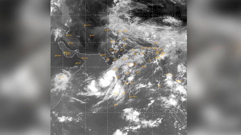 निसर्ग चक्रीवादळात नागरिकांच्या सुरक्षेसाठी मुंबई मध्ये  कलम 144 अंतर्गत संचारबंदी लागू; पोलिस आयुक्तांद्वारे आदेश जारी