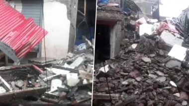 मुंबई: कुर्ला स्टेशन रोड भागातील तीन मजली इमारतीचा काही भाग कोसळला; मात्र कोणतीही जीवितहानी नाही