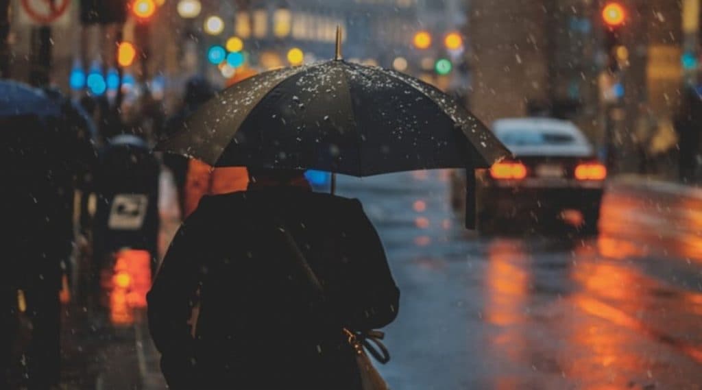 Mumbai Rains: मुंबई मध्ये कालपासून मुसळधार पाऊस; 2015 नंतर 24 तासांत पडणाऱ्या दुसर्या सर्वाधिक पावसाची नोंद Mumbai Rains: मुंबई मध्ये कालपासून मुसळधार पाऊस; 2015 नंतर 24 तासांत पडणाऱ्या दुसर्या सर्वाधिक पावसाची नोंद