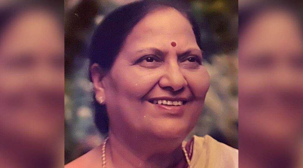 केंद्रीय रेल्वे मंत्री पियुष गोयल यांच्या आई, भाजप नेत्या चंद्रकांता गोयल यांचे निधन; नितीन गडकरी, देवेंद्र फडणवीस, रोहित पवार, यांच्यासहित 'या' राजकीय नेत्यांनी वाहिली श्रद्धांजली केंद्रीय रेल्वे मंत्री पियुष गोयल यांच्या आई, भाजप नेत्या चंद्रकांता गोयल यांचे निधन; नितीन गडकरी, देवेंद्र फडणवीस, रोहित पवार, यांच्यासहित 'या' राजकीय नेत्यांनी वाहिली श्रद्धांजली