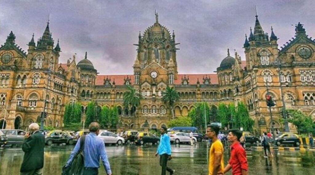 Mumbai's CST Makeover: छत्रपती शिवाजी महाराज टर्मिनस च्या 1930 च्या आयकॉनिक रूपाला धक्का न लावता रूपडं पलटणार; भारतीय रेल्वेची 1600 कोटींची तरतूद Mumbai's CST Makeover: छत्रपती शिवाजी महाराज टर्मिनस च्या 1930 च्या आयकॉनिक रूपाला धक्का न लावता रूपडं पलटणार; भारतीय रेल्वेची 1600 कोटींची तरतूद
