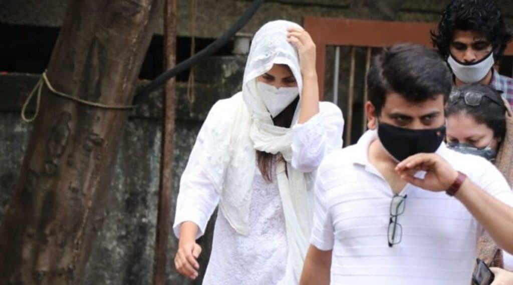 Sushant Singh Rajput Death Probe: रिया चक्रवर्ती मुंबई पोलिस, ED प्रमाणेच CBI चौकशीला देखील सामोरी जाईल: वकील सतिश मानशिंदे Sushant Singh Rajput Death Probe: रिया चक्रवर्ती मुंबई पोलिस, ED प्रमाणेच CBI चौकशीला देखील सामोरी जाईल: वकील सतिश मानशिंदे
