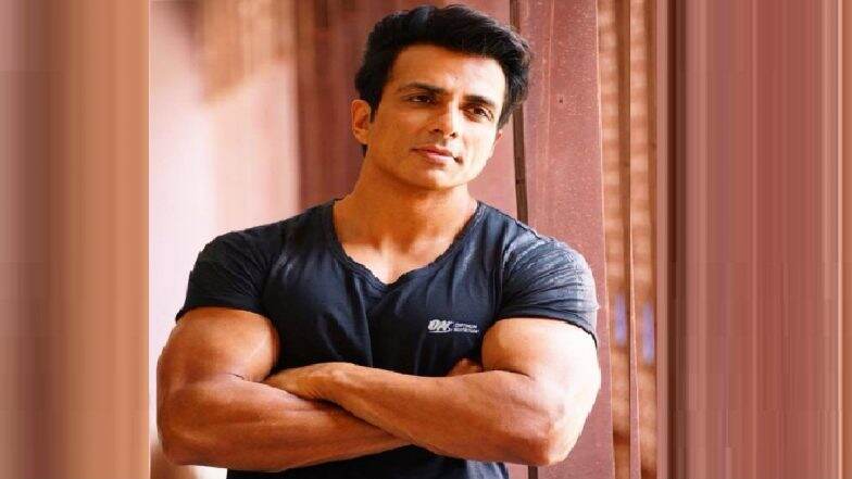 बाबो! अभिनेता Sonu Sood कडे एका दिवसात तब्बल 41,660 लोकांनी मागितली मदत; अभिनेता म्हणाला- 'सर्वांपर्यंत पोहोचण्यास 14 वर्षे लागतील'
