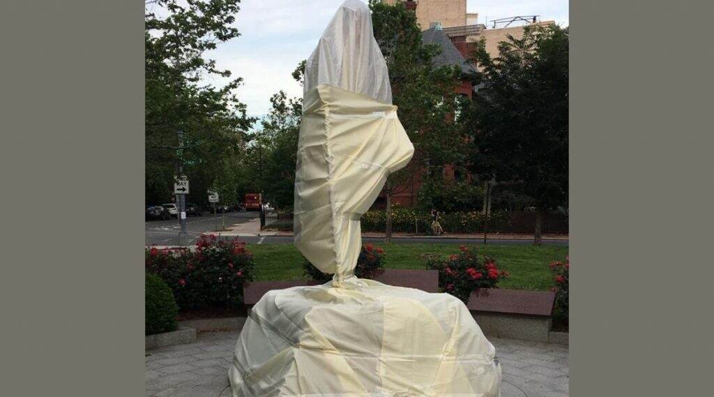 Mahatma Gandhi Statue Desecration: महात्मा गांधींच्या पुतळ्याची Washington मध्ये विटंबना; अमेरिकेचे राजदूत Ken Juster यांनी भारतीयांची मागितली जाहीर माफी Mahatma Gandhi Statue Desecration: महात्मा गांधींच्या पुतळ्याची Washington मध्ये विटंबना; अमेरिकेचे राजदूत Ken Juster यांनी भारतीयांची मागितली जाहीर माफी
