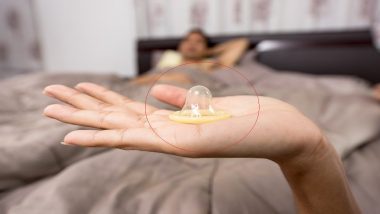 Expired Condom Side Effects: सेक्स दरम्यान कालबाह्य झालेले कंडोम वापरल्यास शरीरावर होऊ शकतात 'हे' दुष्परिणाम