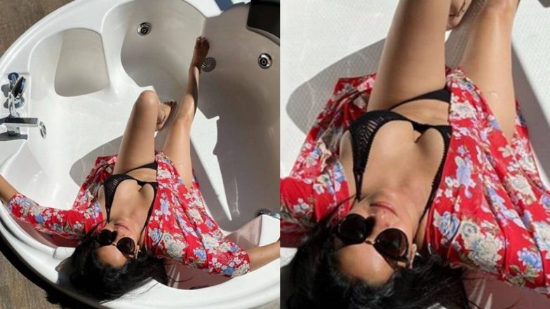 Monalisa Hot Photo: भोजपुरी अभिनेत्री मोनालिसा हिचा बेडवरील हॉट अंदाज पाहून चाहते फीदा, पहा बोल्ड फोटो